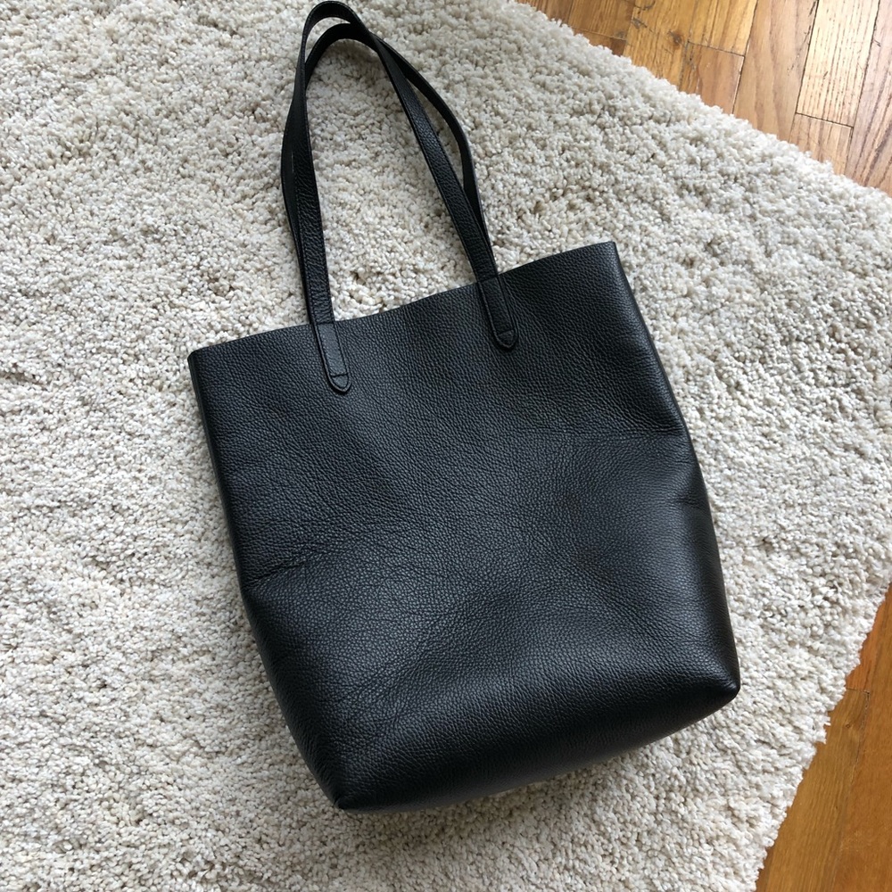 Cuyana Tall Structured Black Tote